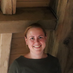Ilse Broeksteeg